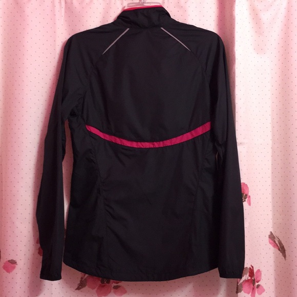 Nike jacket - Picture 4 of 4